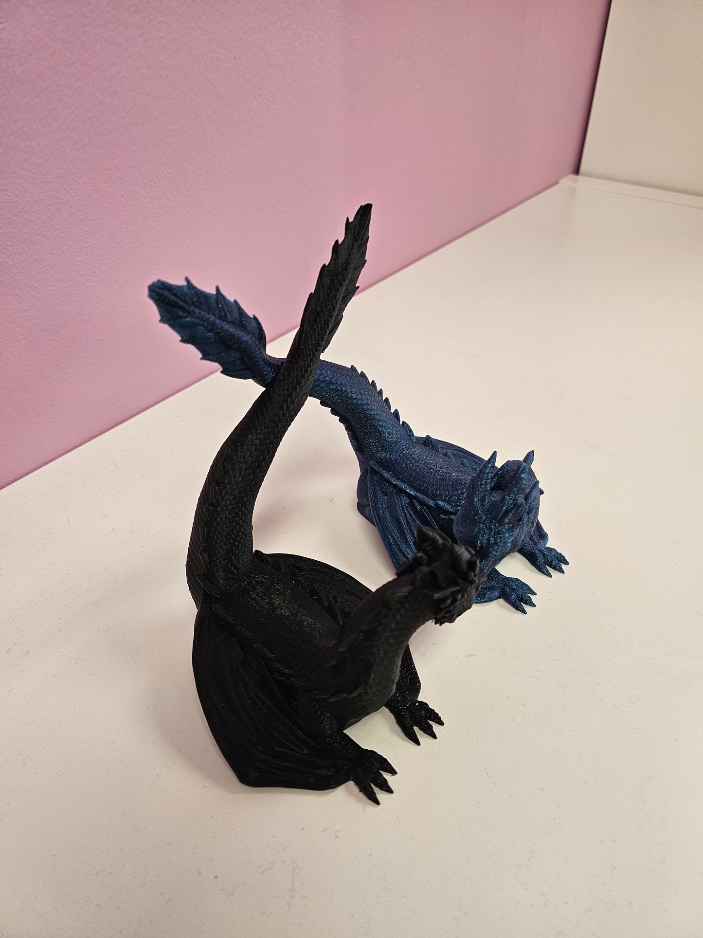 Dragon ereader/book Stand
