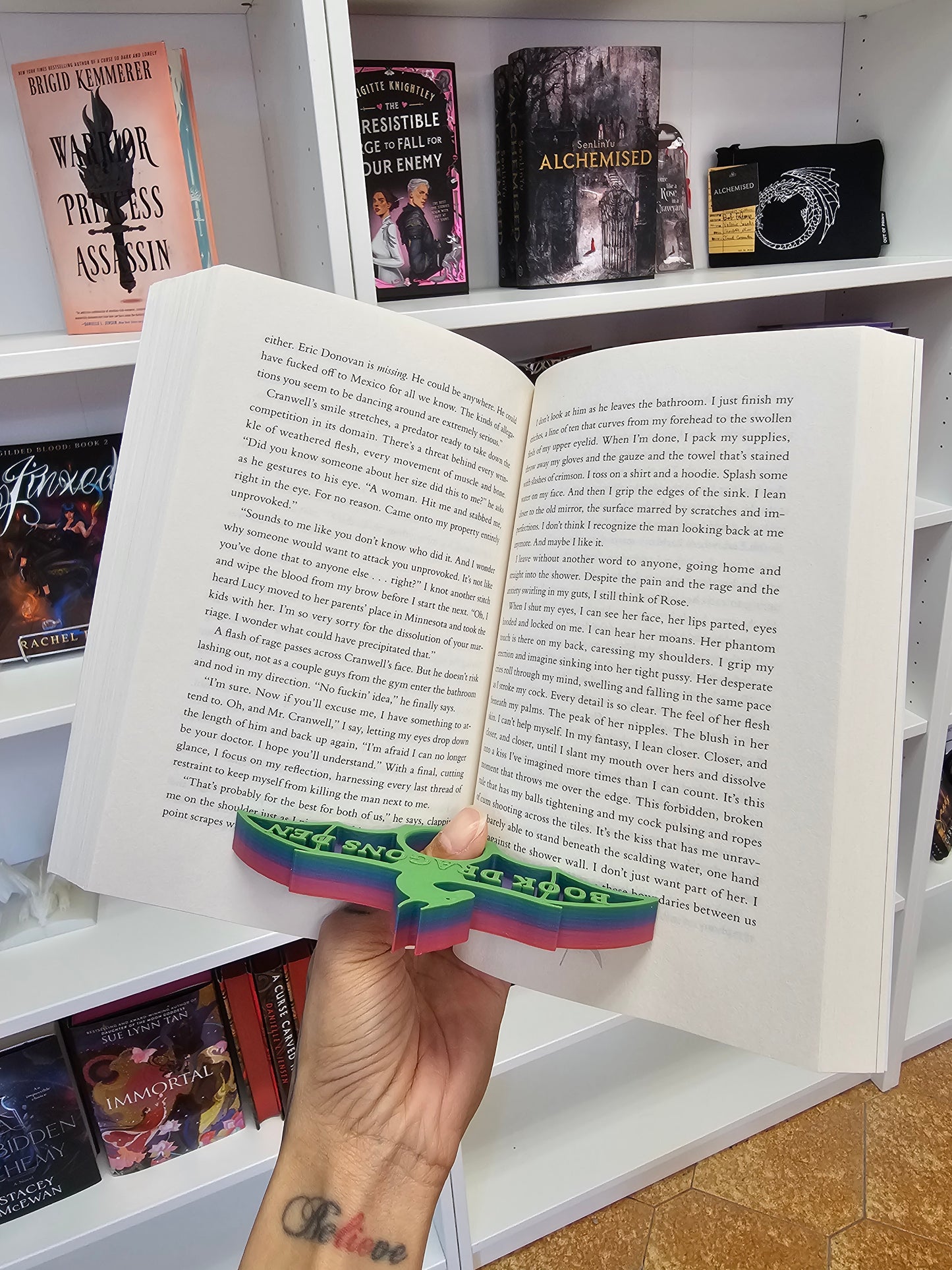 🐉 Book Dragons Den Dragon Wing Page Holder 🐉